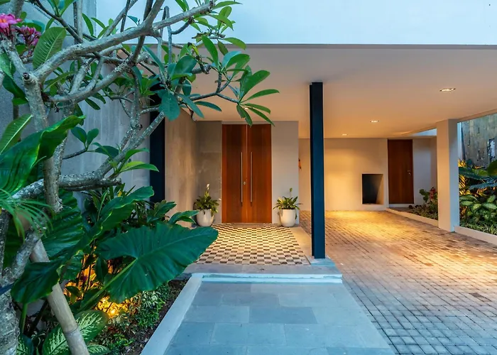 Narda Seminyak By Nagisa Bali * Legian (Bali)